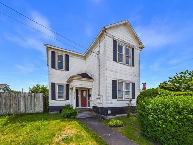 House for sale in Humboldt, California