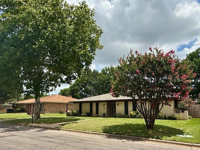 House for sale in Sherman, Texas