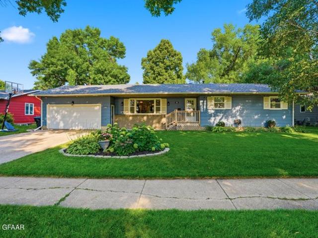 House for sale in Grand Forks, North Dakota