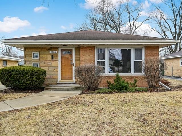 House for sale in Westchester, Illinois