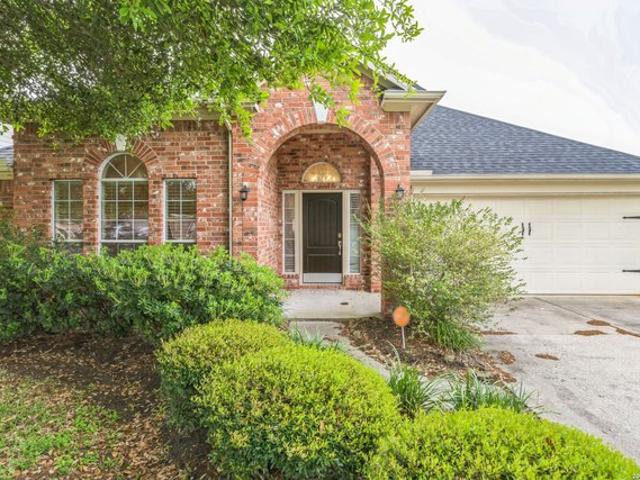House for sale in Dickinson, Texas