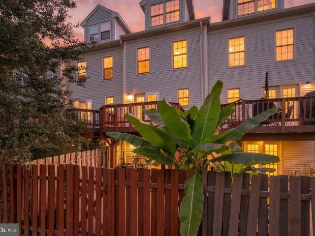 Townhouse for sale in Hybla Valley, Fairfax County