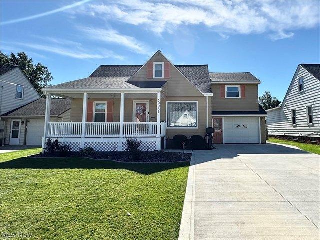 House for sale in Wickliffe, Lake County