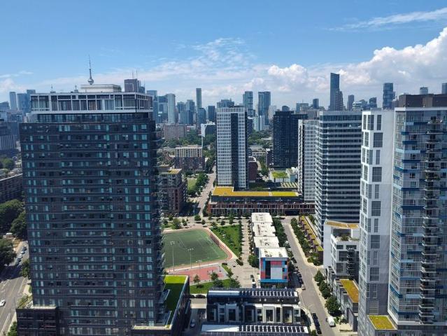 House for rent in Toronto Centre, Toronto