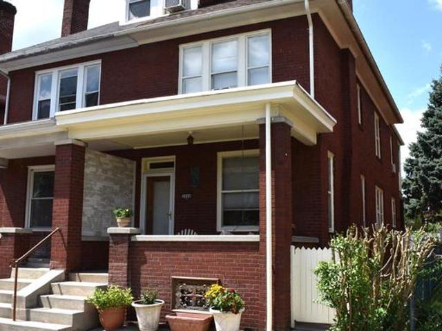 Townhouse for sale in Harrisburg, Pennsylvania