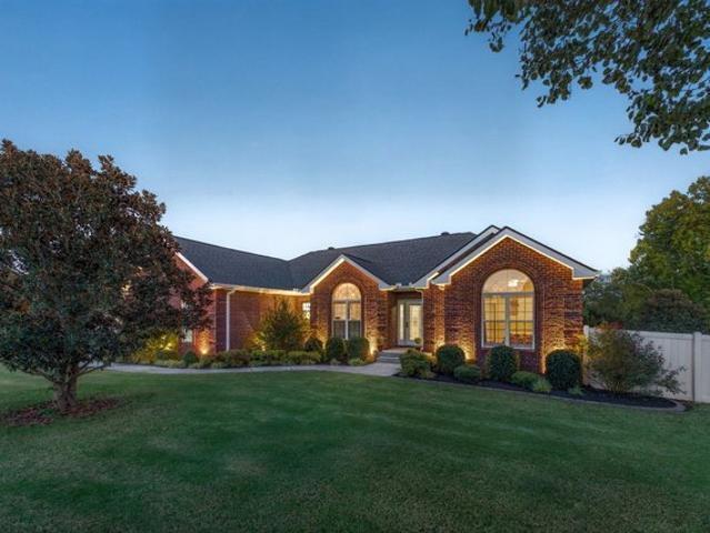 House for sale in Lebanon, Middle Tennessee