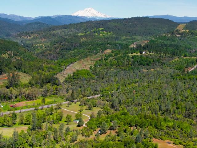 House for sale in Shasta, California