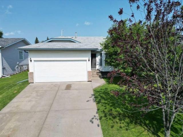 House for sale in Athabasca, Alberta