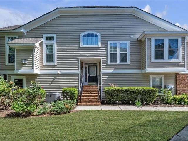 Townhouse for sale in Virginia