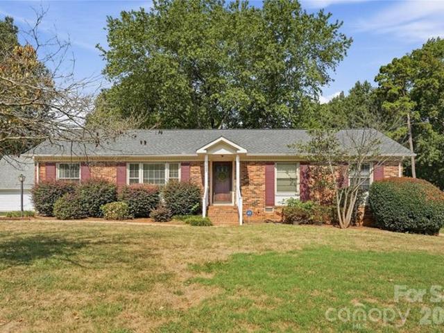 House for sale in Mecklenburg, North Carolina