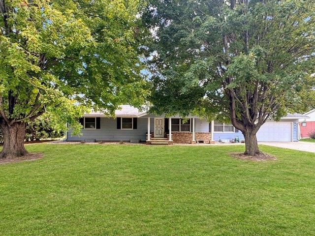 House for sale in Slayton, Murray County