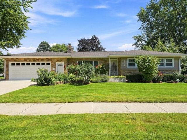 House for sale in Waterloo, Iowa
