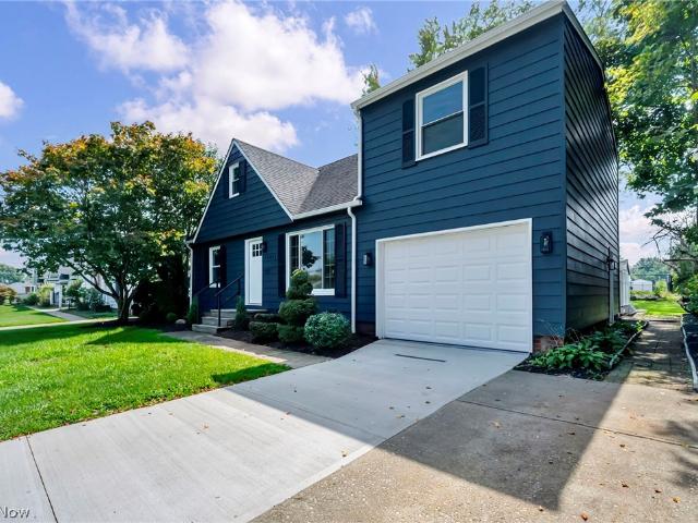 House for sale in Wickliffe, Lake County