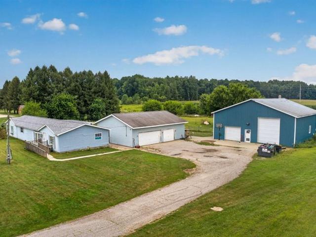 House for sale in Dowagiac, Michigan