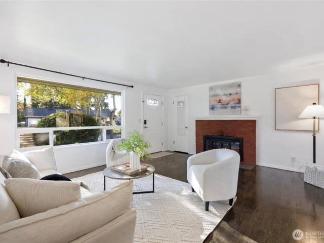 House for sale in Highlands Park, Renton