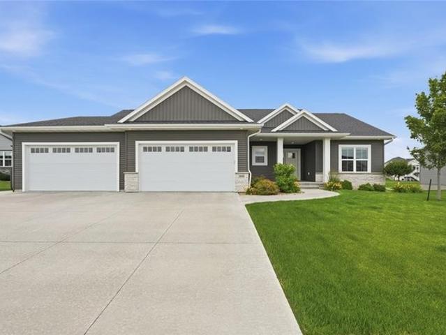 House for sale in Linn, Iowa