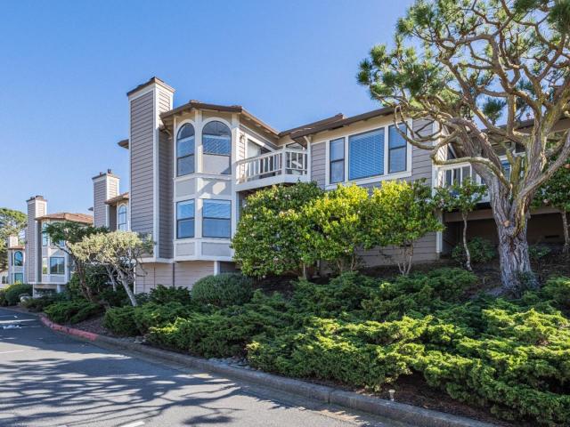 Townhouse for sale in Pacific Grove