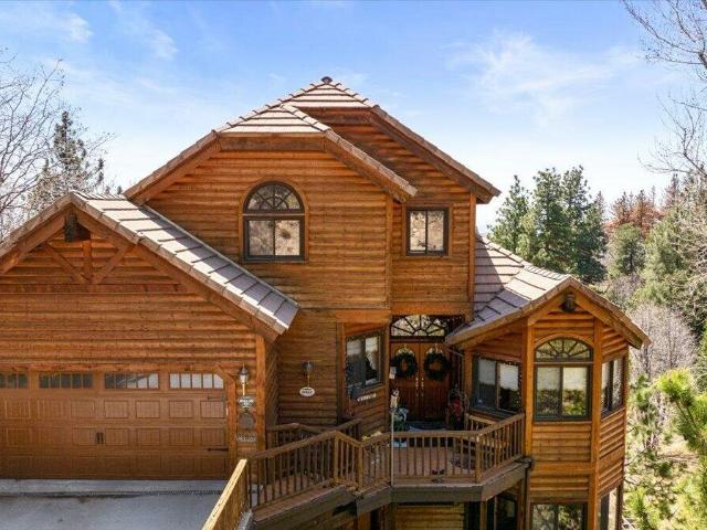 House for sale in Running Springs