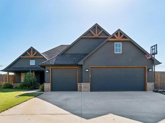 House for sale in Arcadia, Oklahoma