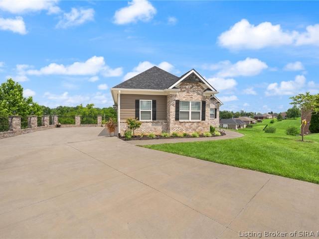 House for sale in Jeffersonville, Indiana