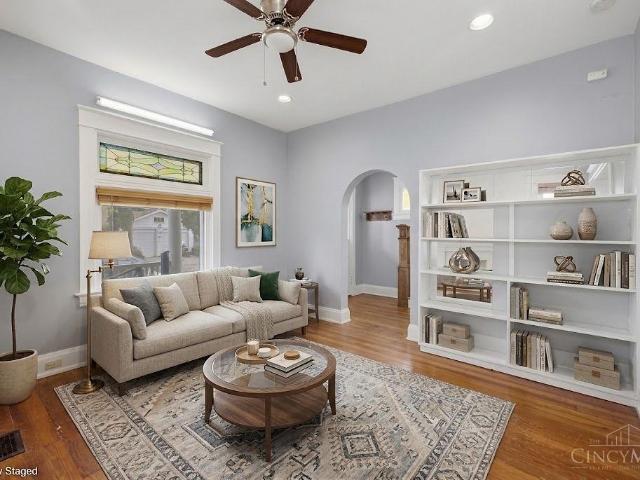 House for sale in Roselawn, Ohio