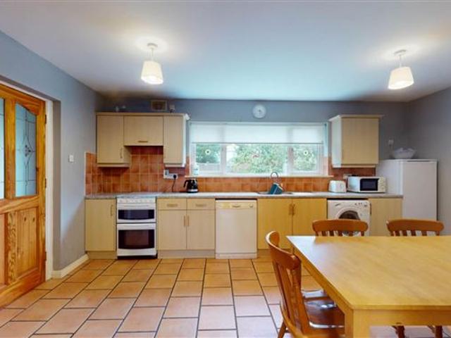Terraced House for sale in Loch Garman, North Tipperary