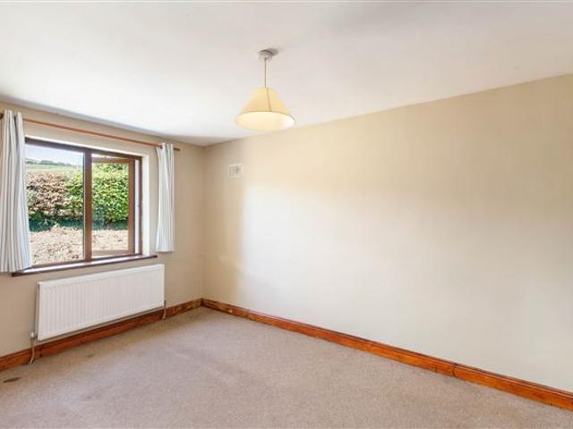 Detached House for sale in Loch Garman, North Tipperary