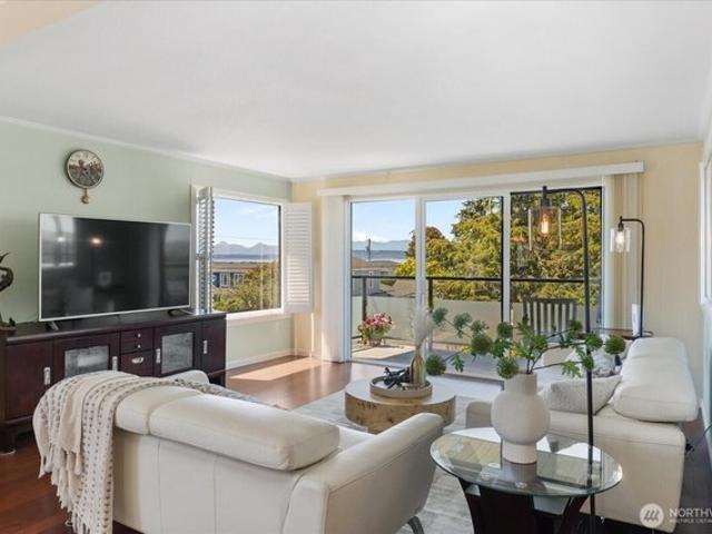 Condo for sale in Edmonds, Washington