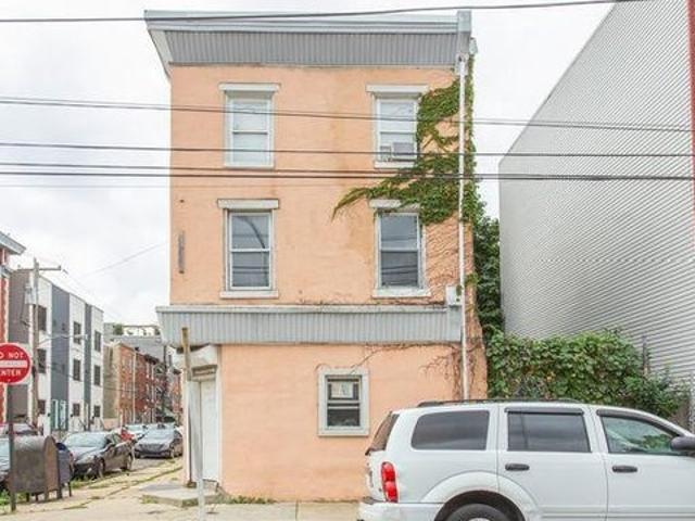 House for sale in Philadelphia, Pennsylvania