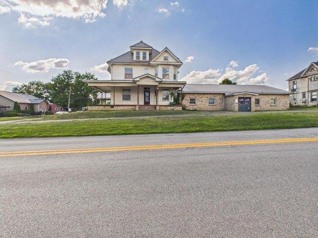 House for sale in Middlebourne, Tyler County