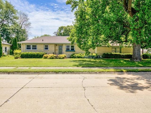 House for sale in Altoona, Iowa