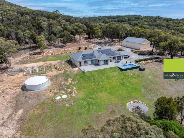 Cottage for sale in Collector, New South Wales
