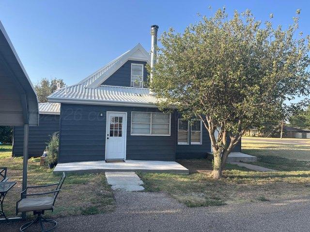 House for sale in Armstrong, Texas