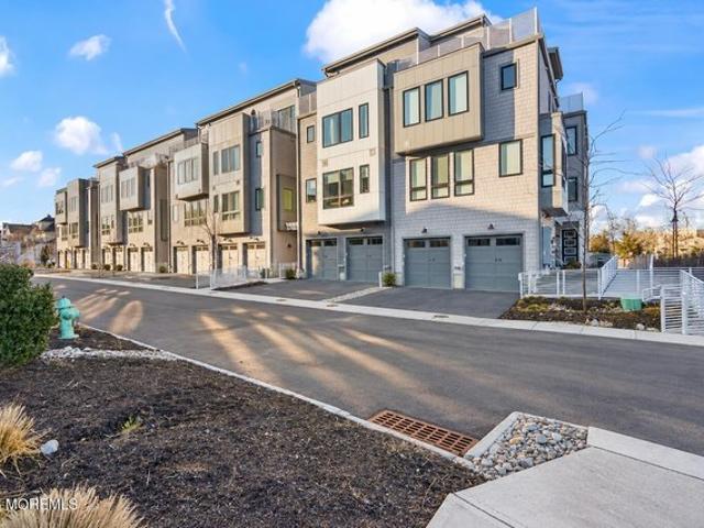 Townhouse for sale in Monmouth, New Jersey