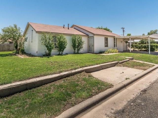 House for sale in Sunray, Texas