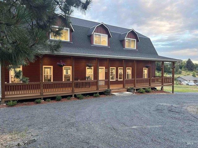 House for sale in Troy, Idaho