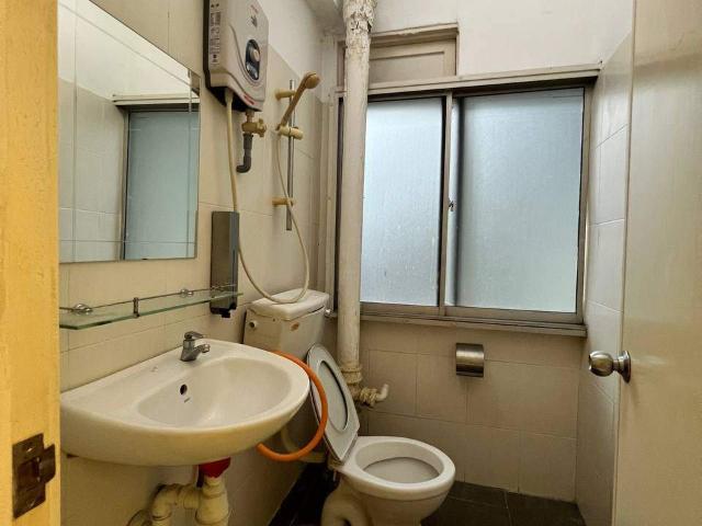 Room for rent in Country Heights Damansara, Kuala Lumpur
