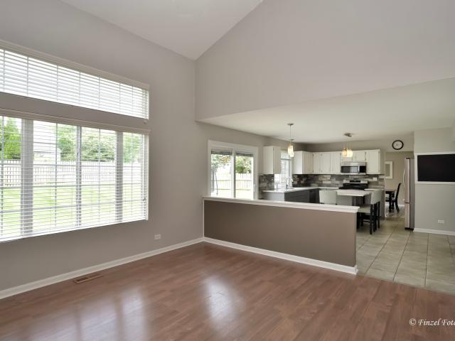 House for sale in Mchenry, Illinois