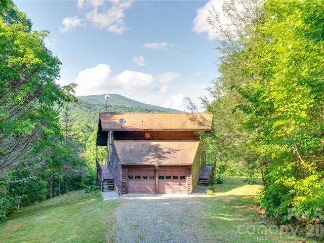 House for sale in Hot Springs, North Carolina