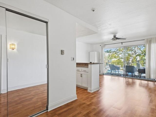 Condo for sale in West Newport, Newport Beach