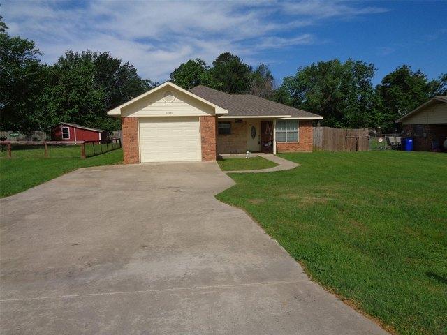 House for sale in Collinsville, Texas