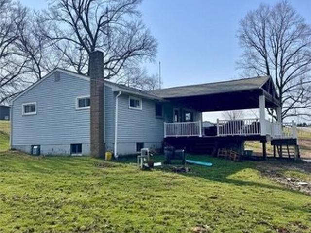 House for sale in Fenelton, Pennsylvania
