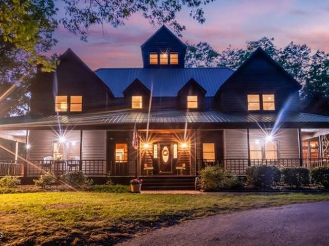 House for sale in Troy, North Carolina
