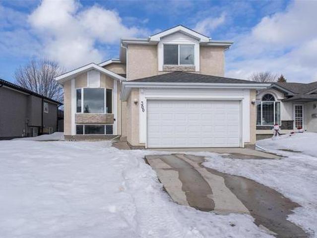 House for sale in East St. Paul, Manitoba