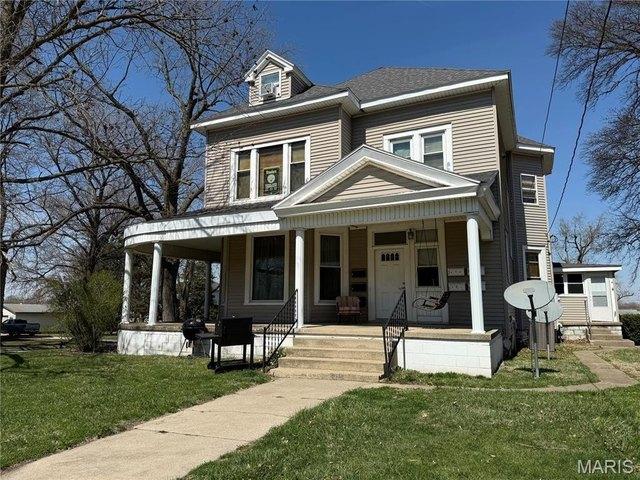 House for sale in Pana, Illinois