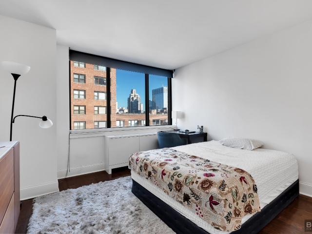 Condo for sale in Arverne, New York