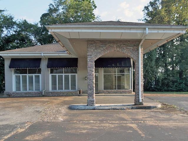 Commercial for sale in Tuscumbia, Colbert County