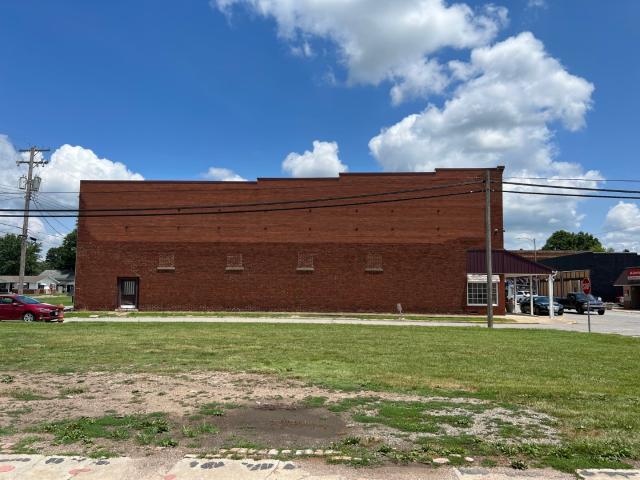 Commercial for sale in Johnston City, Williamson County