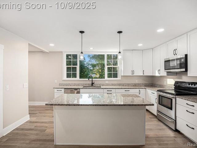 House for sale in Fenton, Michigan