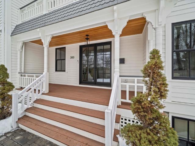 Condo for sale in Auburndale, Massachusetts